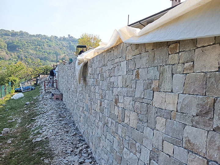 Lavorazioni Pietra di Credaro Tranciato a Semisecco